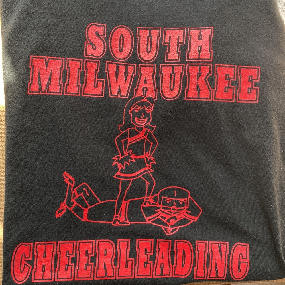 South Milwaukee Cheerleading t shirt size M